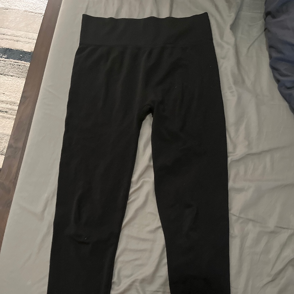 Black leggings